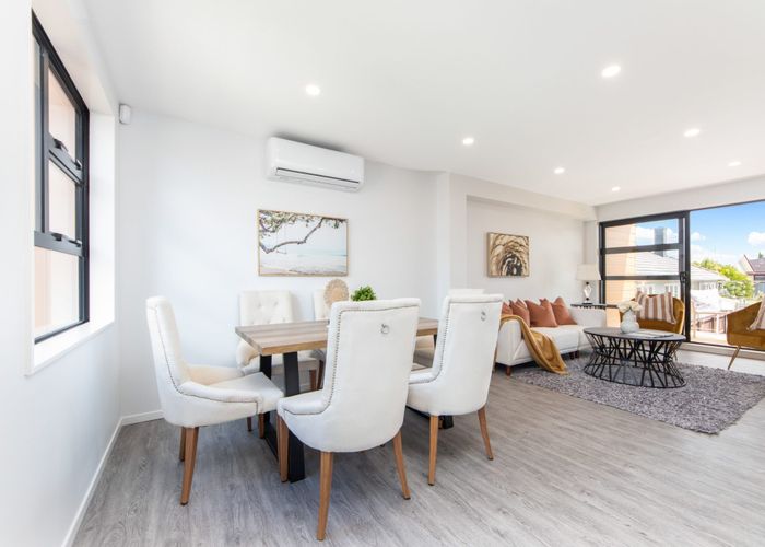  at 3153 Great North Road, New Lynn, Waitakere City, Auckland