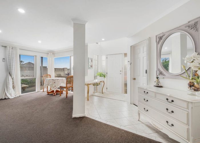  at 5/168 Whitford Road, Somerville, Manukau
