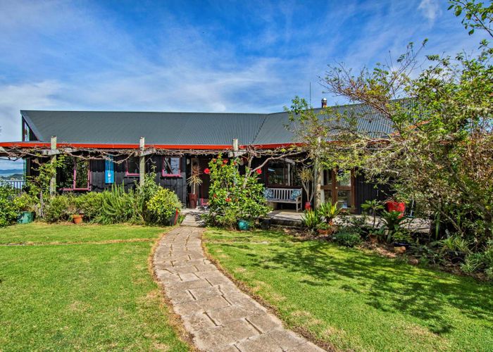 For sale 1212 Whangarei Heads Road, Parua Bay, Whangarei, Northland