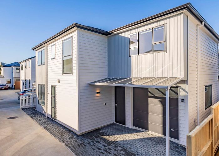  at 4A Breeze Lane, Silverdale, Rodney, Auckland
