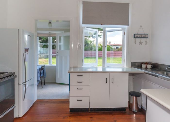  at 108 Rua Avenue, Waitarere Beach, Levin