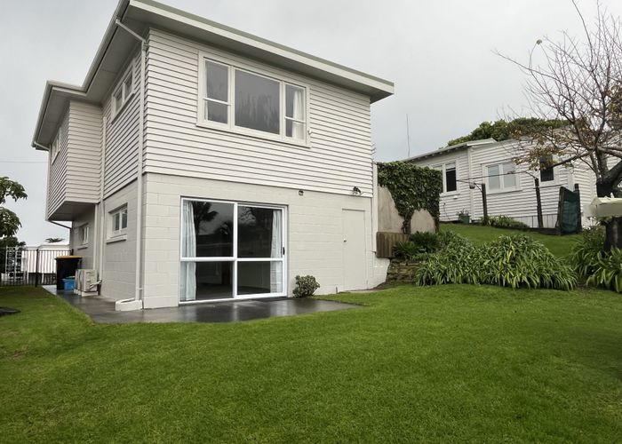  at 6 Rita Street - Includes Lawns and Gardens, Mount Maunganui, Tauranga, Bay Of Plenty