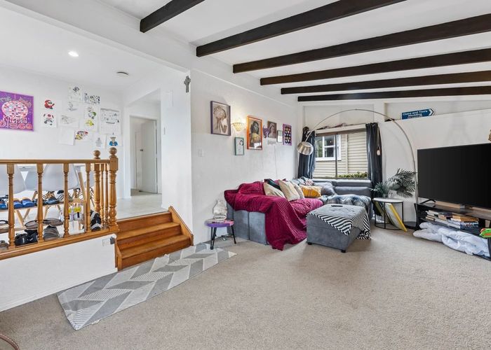  at 18 McLean Avenue, Papatoetoe, Auckland
