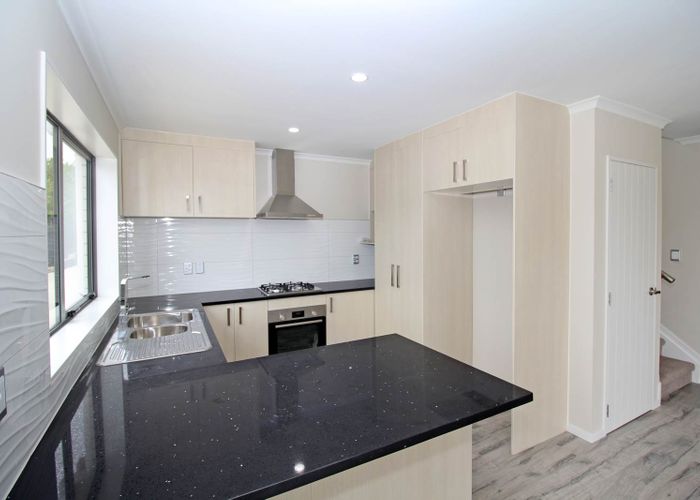  at 9A Kerrydale Road, Manurewa, Auckland