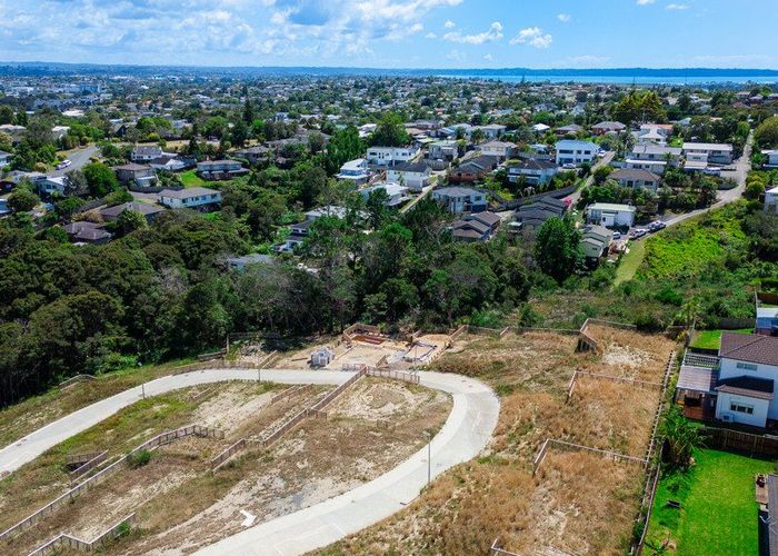  at 9 Mara Way, Sunnyvale, Waitakere City, Auckland