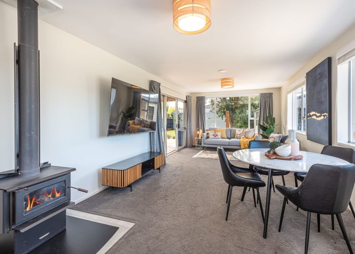  at 52 Woodend Road, Woodend, Woodend