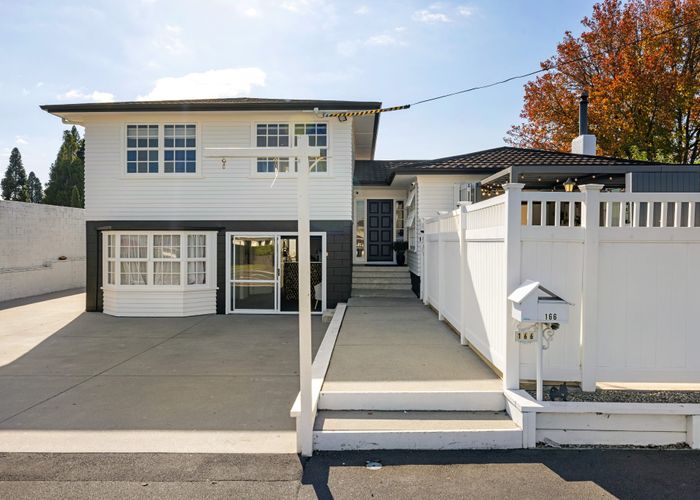  at 166 Sandwich Road, Saint Andrews, Hamilton, Waikato