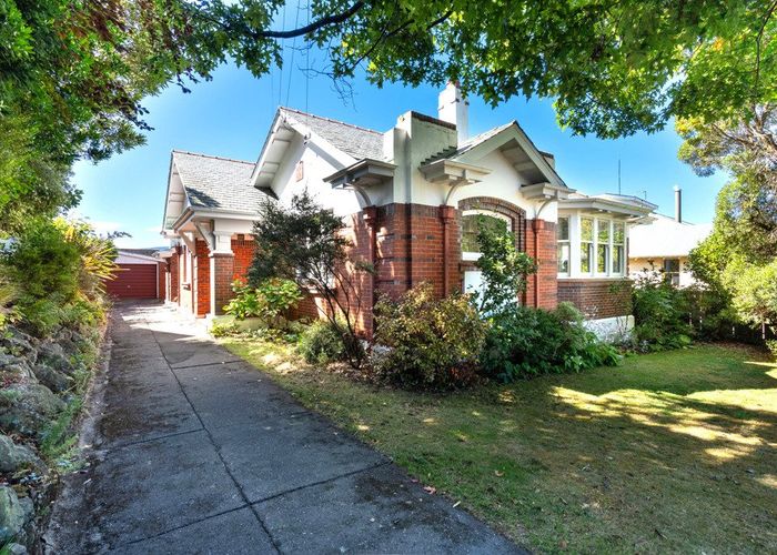  at 38 Elm Row, Dunedin Central, Dunedin