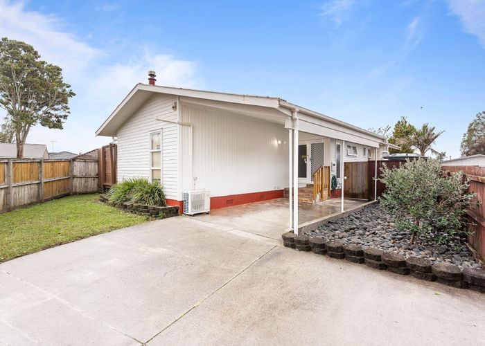  at 14 Manapouri Place, Pakuranga Heights, Auckland