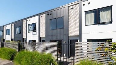  at 7/1 Vialou Street, Hamilton Central, Hamilton