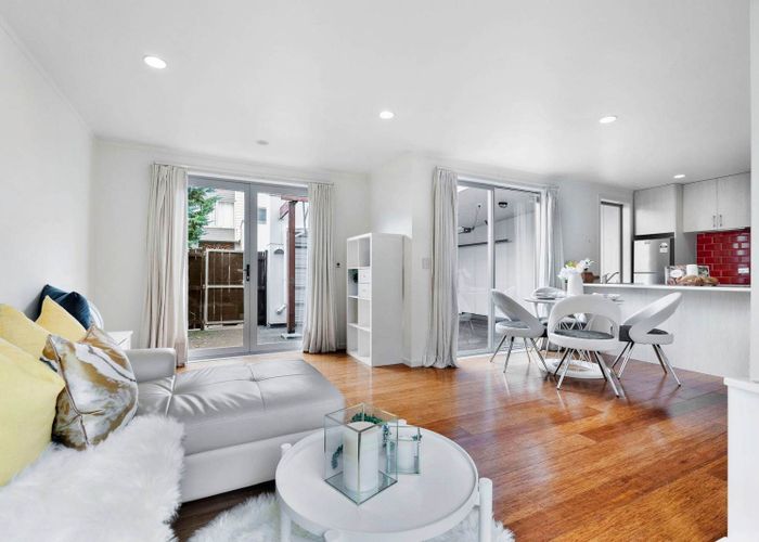  at 35/3 Wagener Place, Mount Albert, Auckland City, Auckland