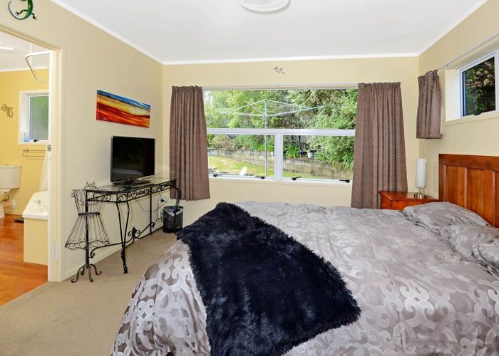 at 105 Mountbatten Avenue, Hillcrest, North Shore City, Auckland