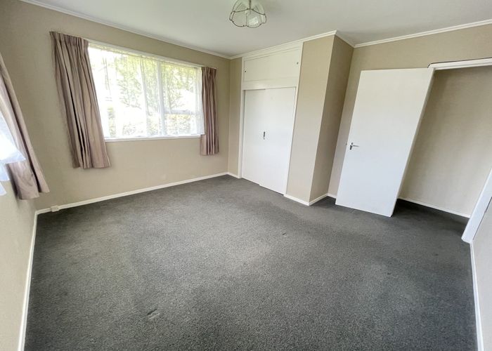  at 67 Salamanca Road, Sunnynook, North Shore City, Auckland