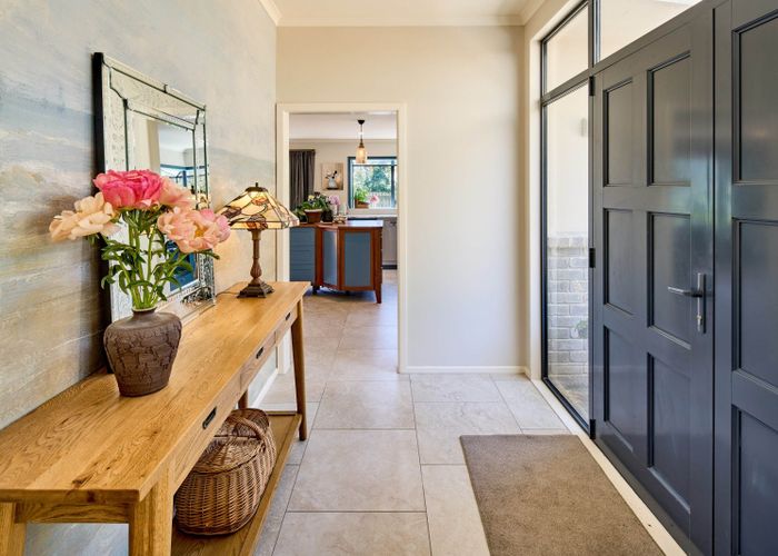  at 122 Woodman Drive, Tawa, Wellington