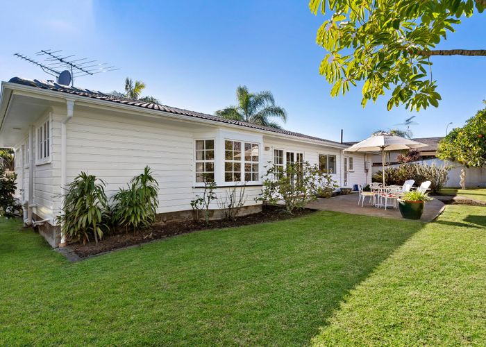  at 6 Adonis Place, Half Moon Bay, Manukau City, Auckland