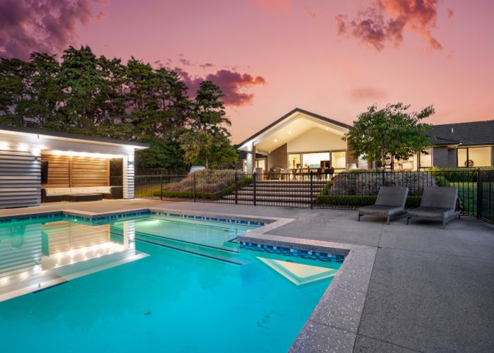  at 82B Shaw Road, Oratia, Auckland