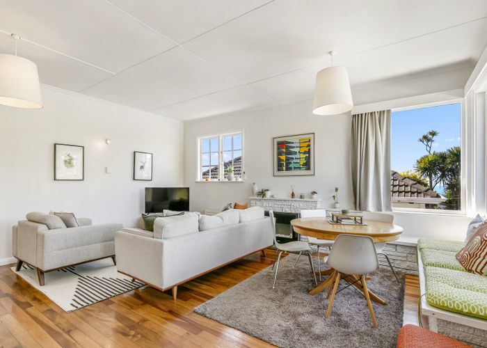 For sale 19 Haunui Road, Pukerua Bay, Porirua, Wellington homes.co.nz