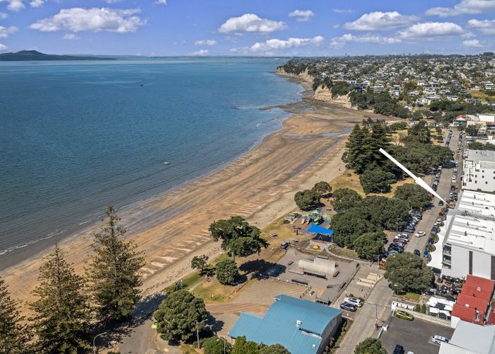  at 7/6 Beach Front Lane, Browns Bay, North Shore City, Auckland