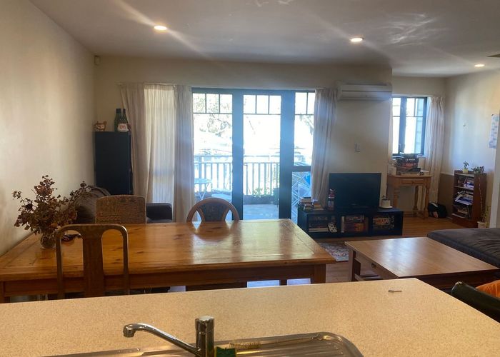  at 136 Aro Street, Aro Valley, Wellington, Wellington