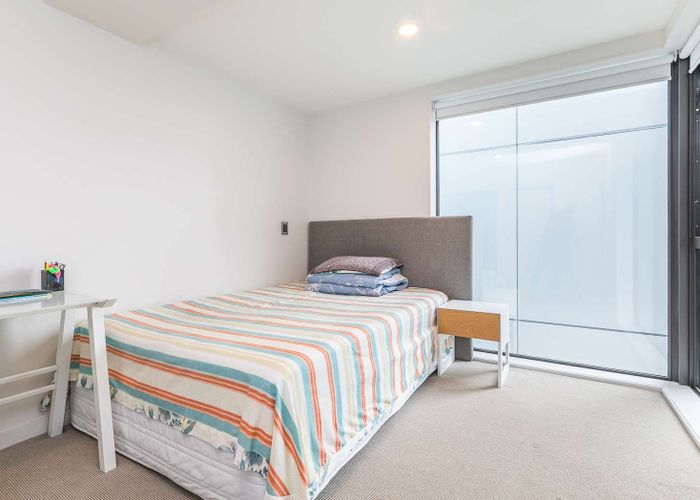  at 208/10 Lion Place, Epsom, Auckland