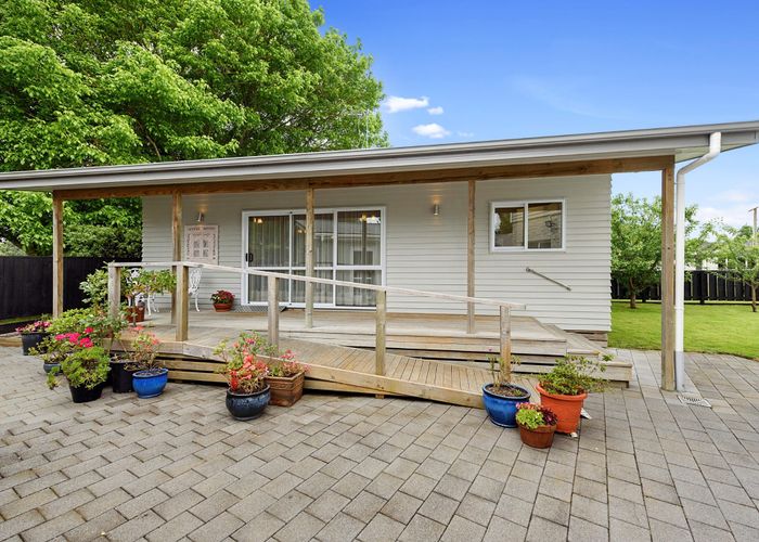  at 22 Morris Road, Hillcrest, Hamilton