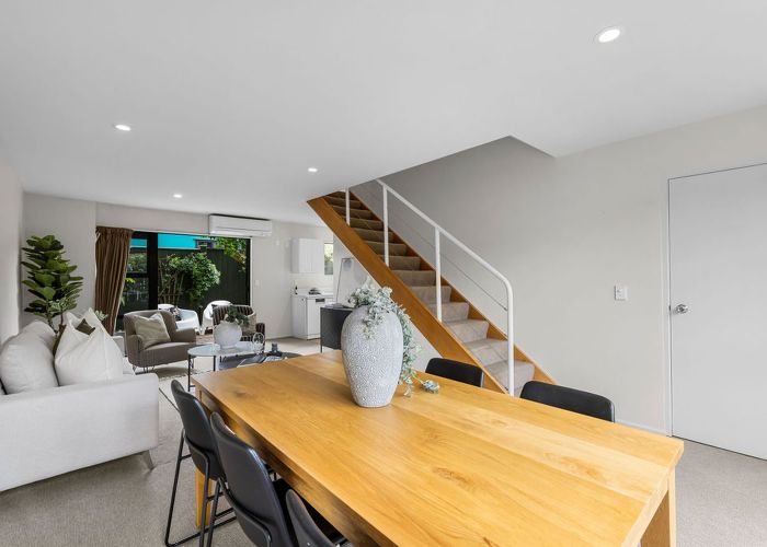  at 5 Gracefield Avenue, Christchurch Central, Christchurch