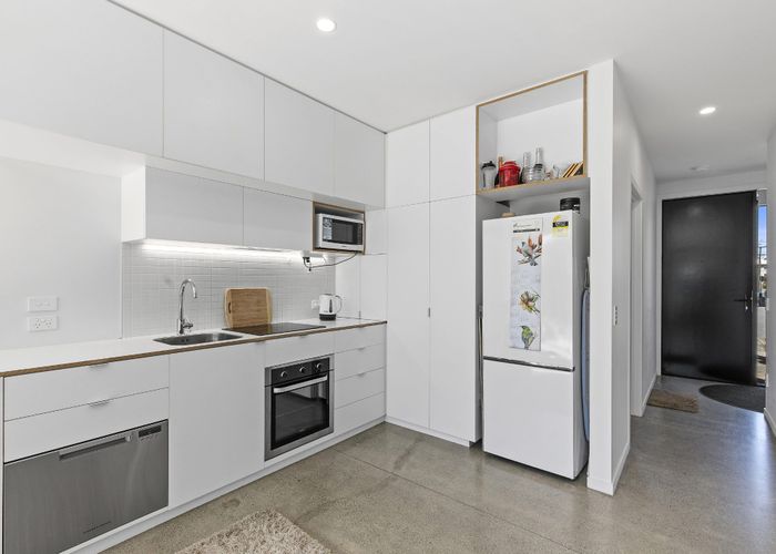  at 47 Te Ara O Paetutu, Petone, Lower Hutt, Wellington