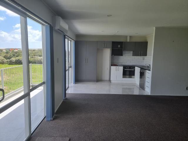  at 8/15 Bishop Lenihan Place, East Tamaki, Auckland