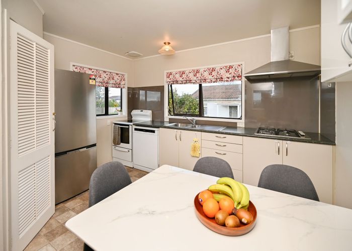  at 1/2 Northall Road, New Lynn, Waitakere City, Auckland