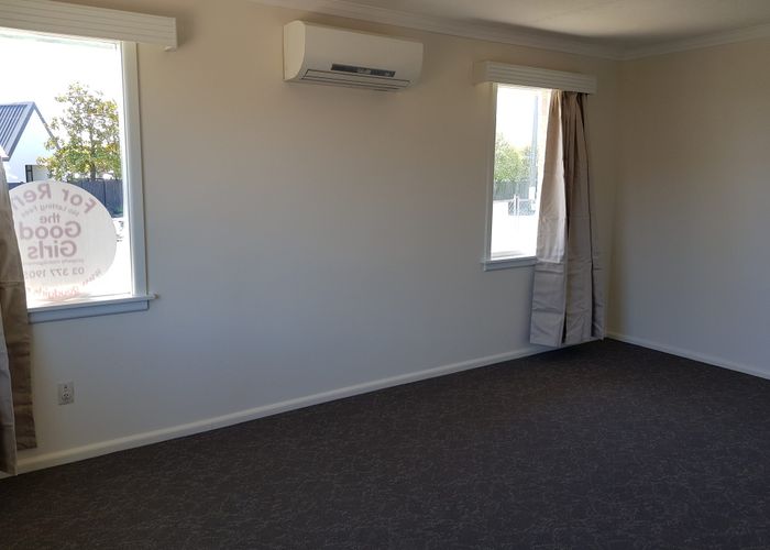  at 3/168 Edgeware Road, Edgeware, Christchurch