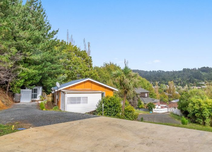  at 11 Montgomery Street, Stokes Valley, Lower Hutt