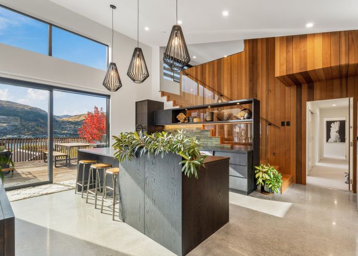  at 11 Red Deer Rise, Kelvin Heights, Queenstown