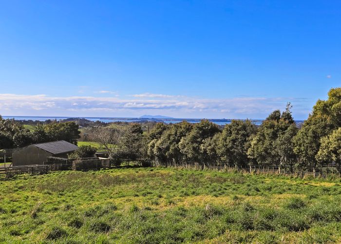  at 525 Esdaile Road, Tauranga