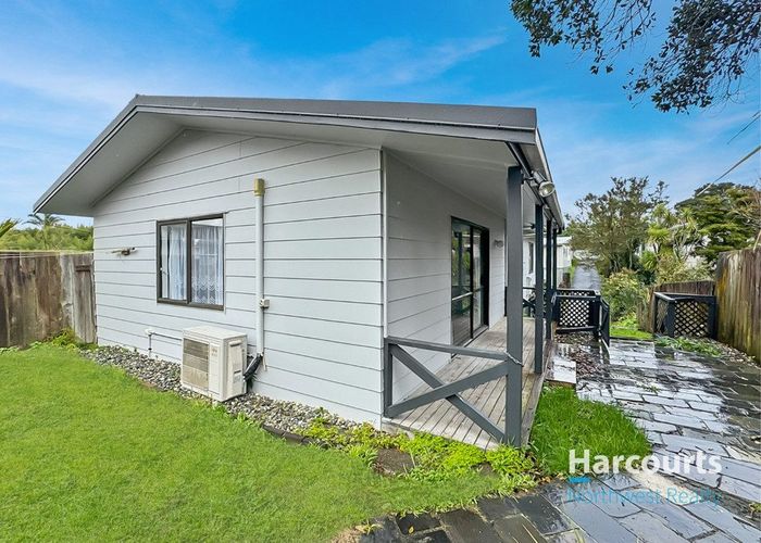  at 1/729 Swanson Road, Swanson, Auckland