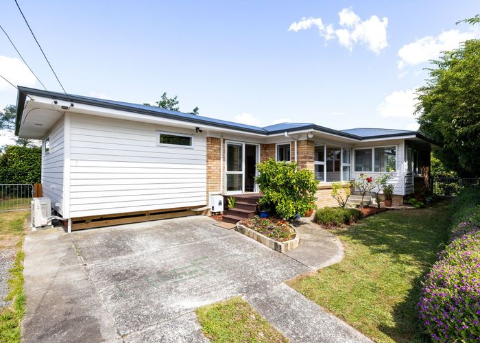  at 19 Mabian Crescent, Deanwell, Hamilton