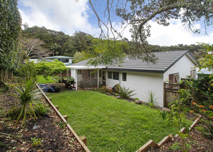  at 13 Dee Place, Torbay, Auckland