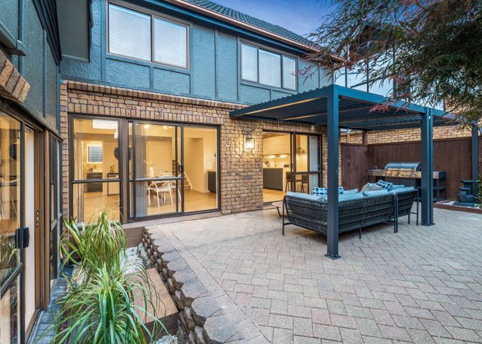  at 12 Steele Street, Meadowbank, Auckland City, Auckland