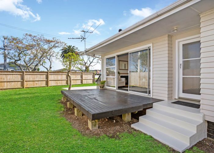  at 132 Canal Road, Avondale, Auckland