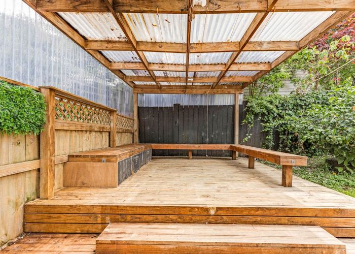  at 2/26 Kemp Road, Massey, Auckland