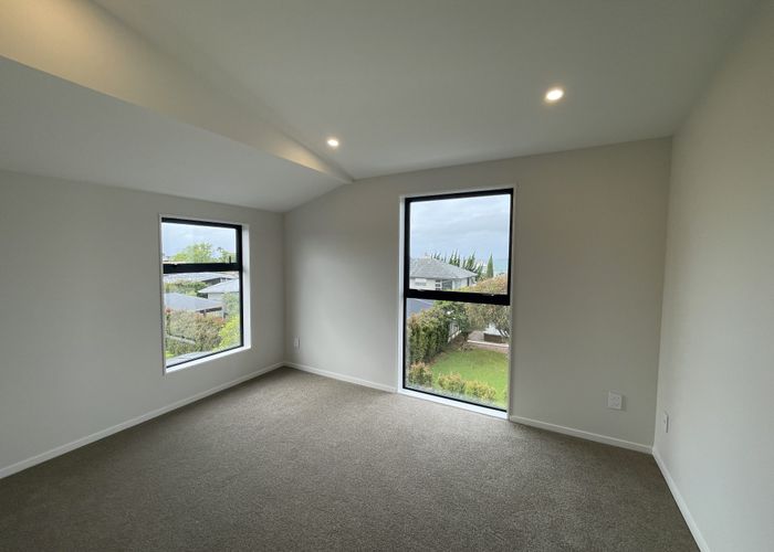  at 44 Montgomery Avenue, Belmont, Auckland