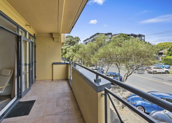  at 1B/9 Bute Road, Browns Bay, North Shore City, Auckland
