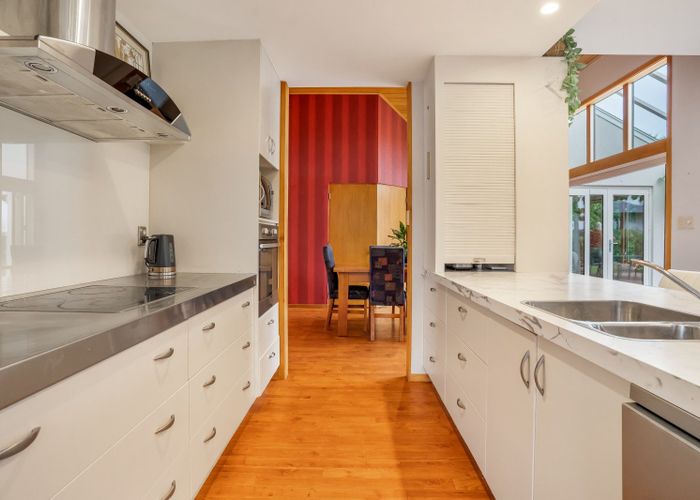  at 86 Albert Street, Winton, Winton