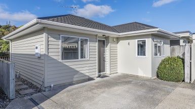  at 4 Melville Street, Tawa, Wellington