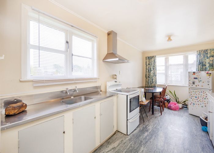  at 6 Lambert Street, Marton, Rangitikei, Manawatu / Whanganui