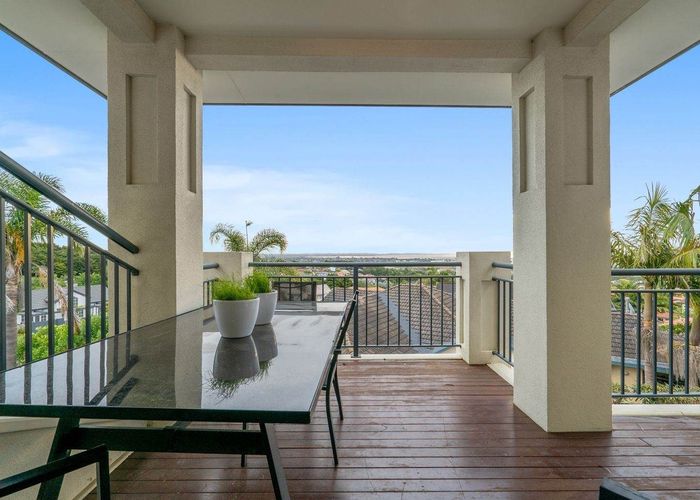 at 56 Ribbonwood Crescent, Goodwood Heights, Manukau City, Auckland