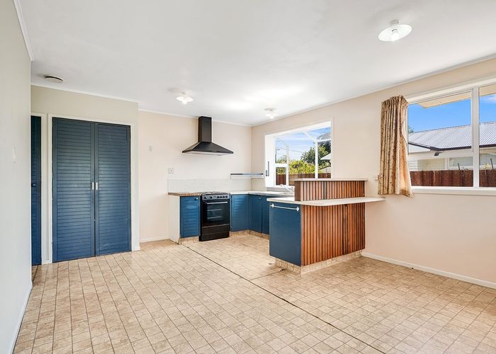  at 112 Masters Avenue, Silverdale, Hamilton, Waikato