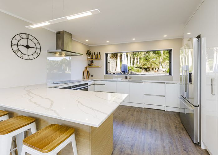  at 13 Mahoe Glade, Patumahoe, Pukekohe