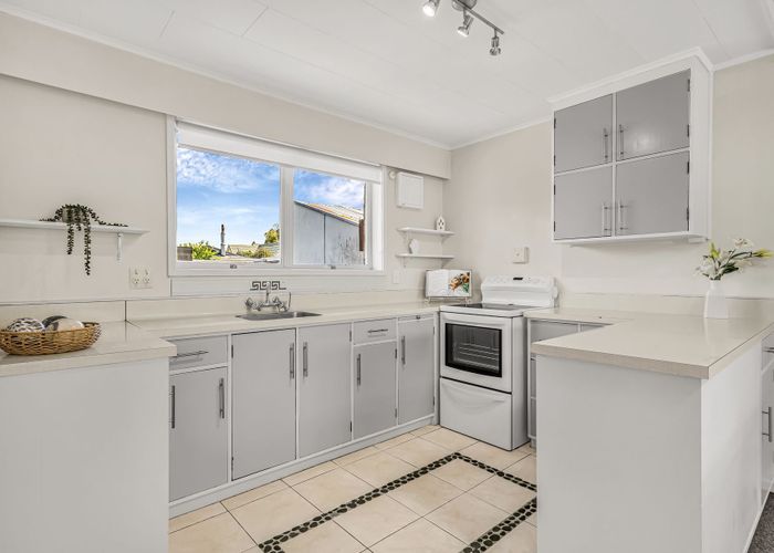  at 2/632 Nelson St North, Mahora, Hastings, Hawke's Bay