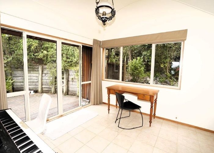  at 8 Kingswood Place, Langs Beach, Whangarei, Northland