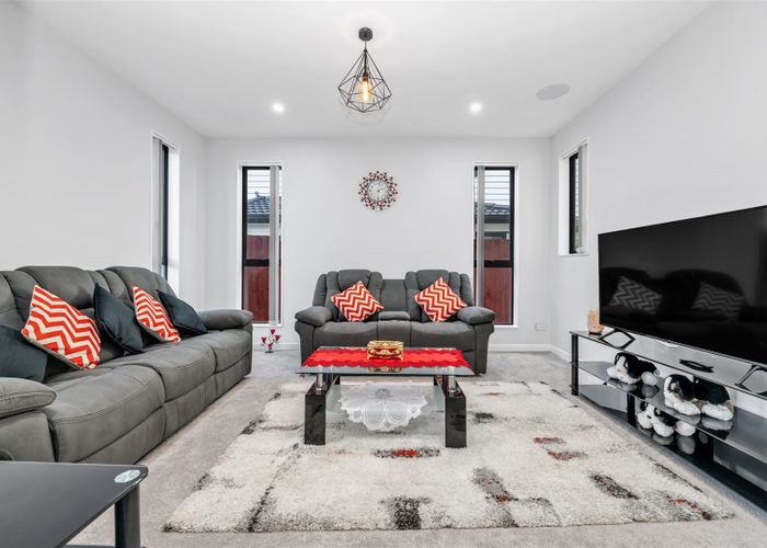  at 32 Nola Dawn Avenue, Papakura, Papakura